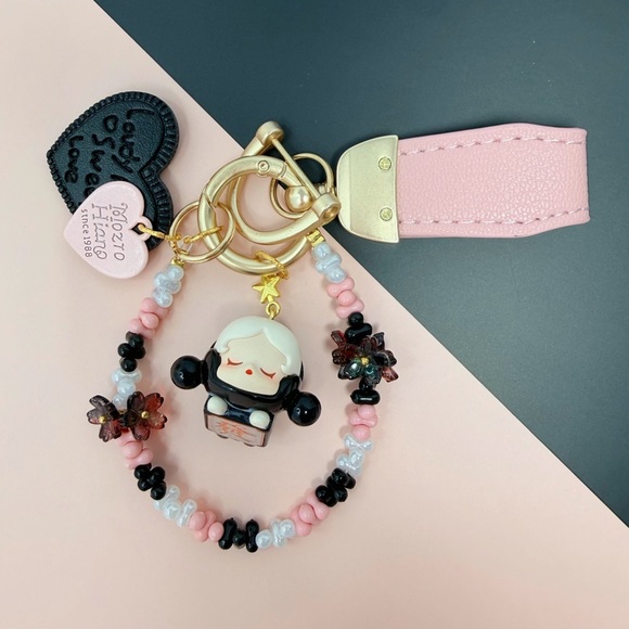 Handmade Skull Panda Mahjong authentic PopBean heart shape black pink keychain - Picture 1 of 7